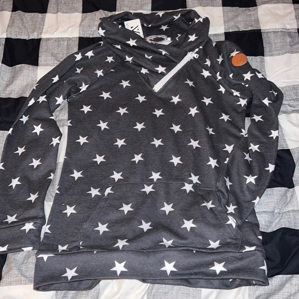 Michelle Mae gray stars zip cowl sweatshirt small NWT